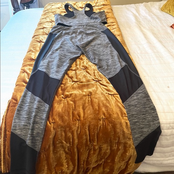 Express Core performance grey 2 piece set - Picture 10 of 11